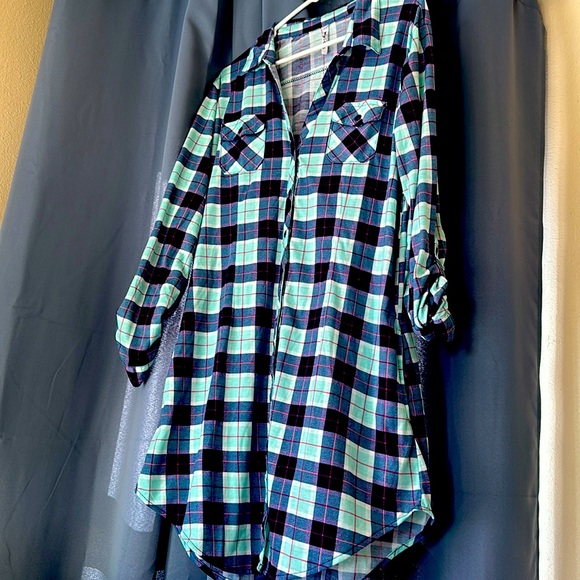 White Mark XL Navy and Mint Plaid Shirt Dress with Pockets! - Picture 2 of 5